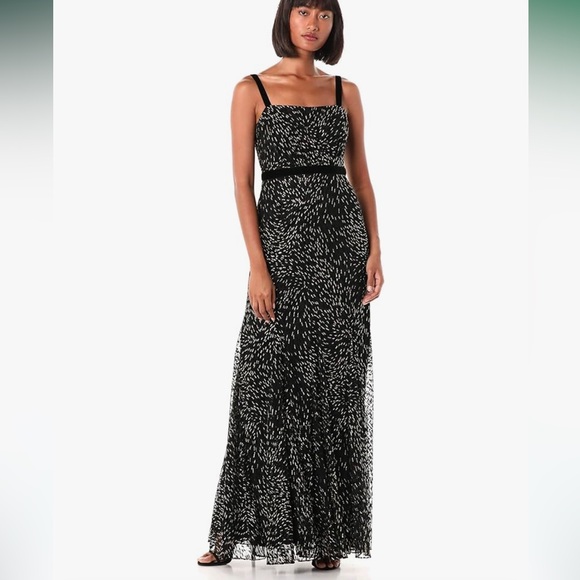 Adrianna Papell Black Gold Glitter Overlay Burnout Velvet Details Gown NWT 2 - Picture 1 of 16